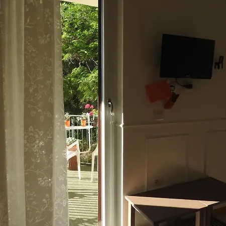 Bed & Breakfast Cristina 3*