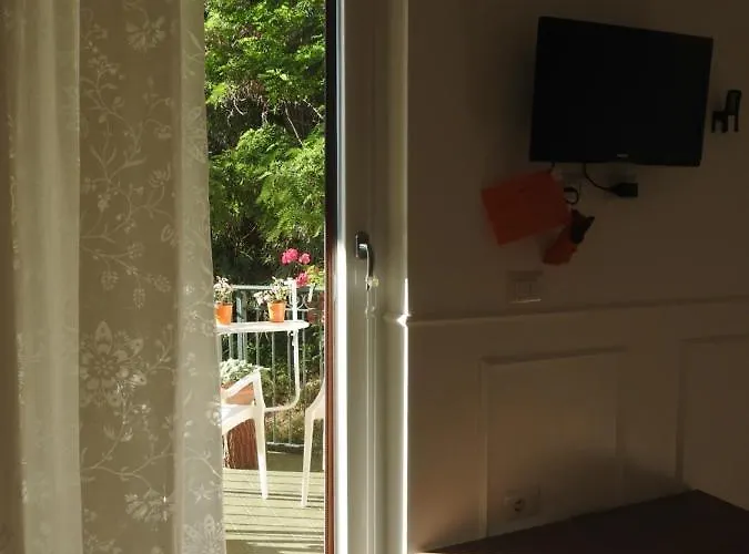 Frühstückspension Cristina 3*